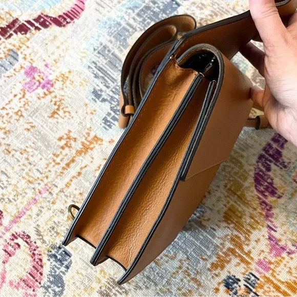 Sundance Leather Sling-bag Carousel